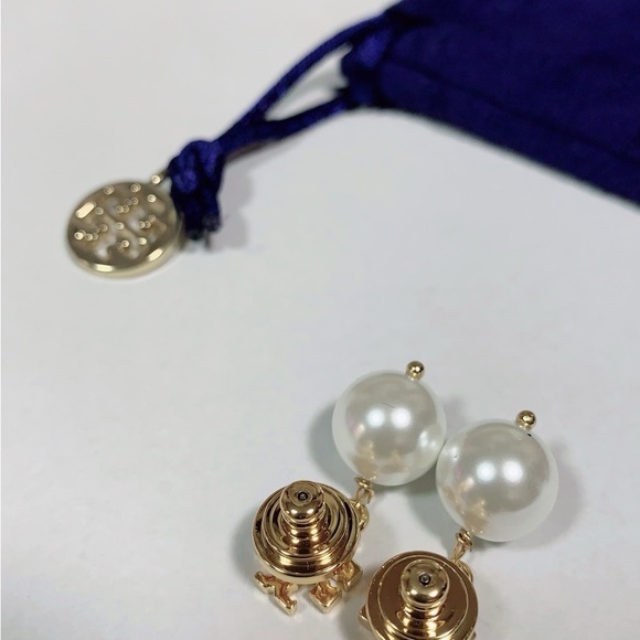 Tory Burch T-Logo Gold Pearl Drop Earrings New! - Picture 6 of 8